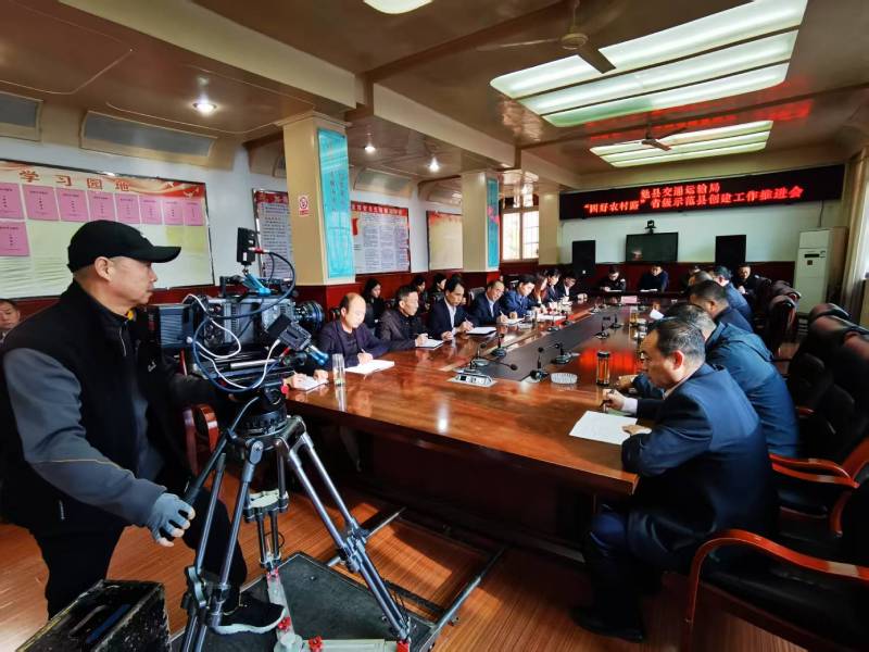 光影铸就品牌传奇——福海县极致互动产品宣传视频拍摄